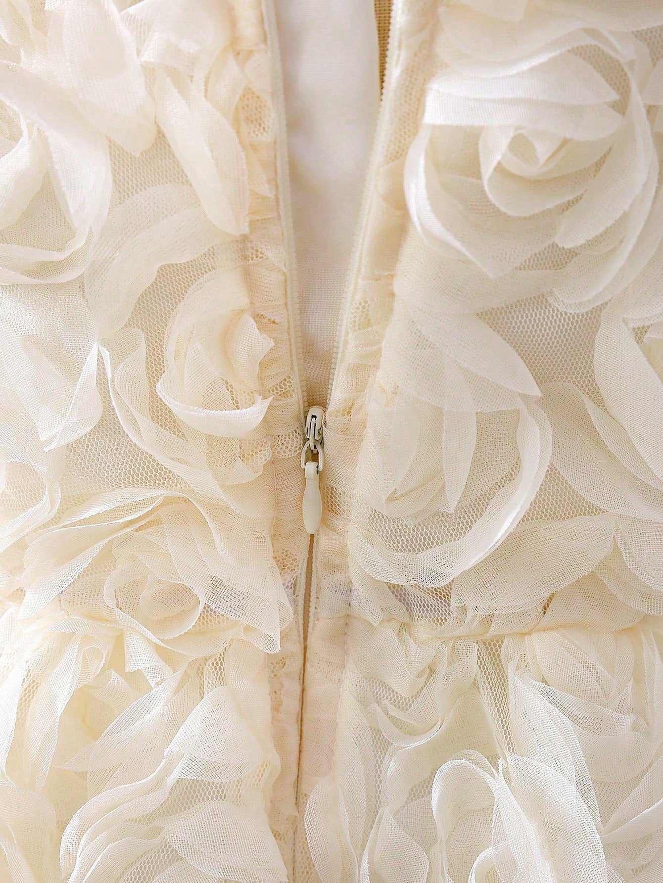Baby Girls' Sleeveless Floral 3D Bow A-Line Dress. Exquisite Floral Pattern Adds A Touch Of Vigor And Vitality. A-Line Dress Design, Elegant And Generous, Showcasing The Sweet Elegant Of Little Girls. 